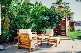selecting outdoor furniture wisely